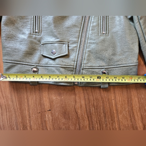 Dynamite faux leather moto jacket. Size XS. Olive green. Great condition. - Picture 6 of 13